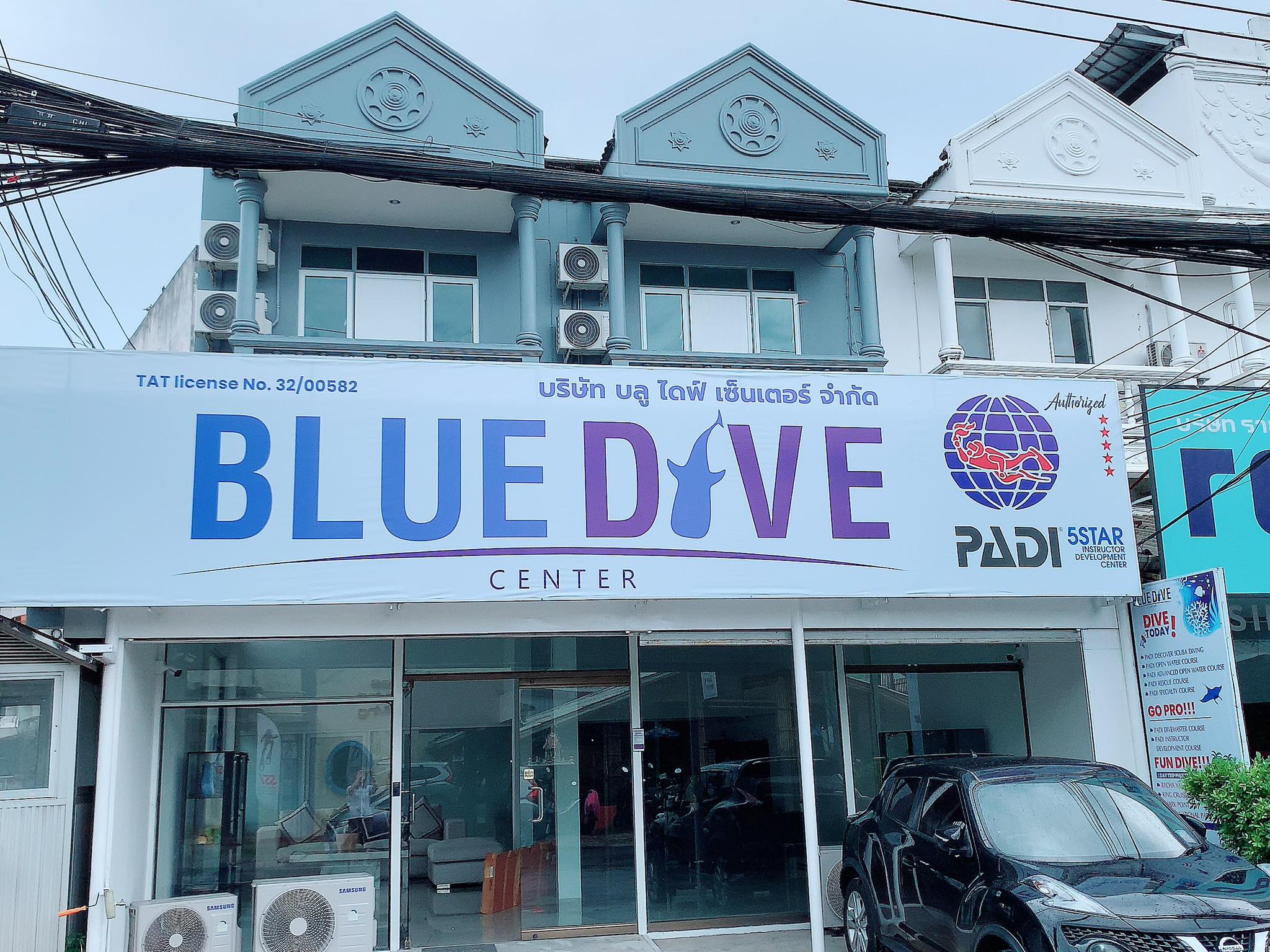 Blue Dive center