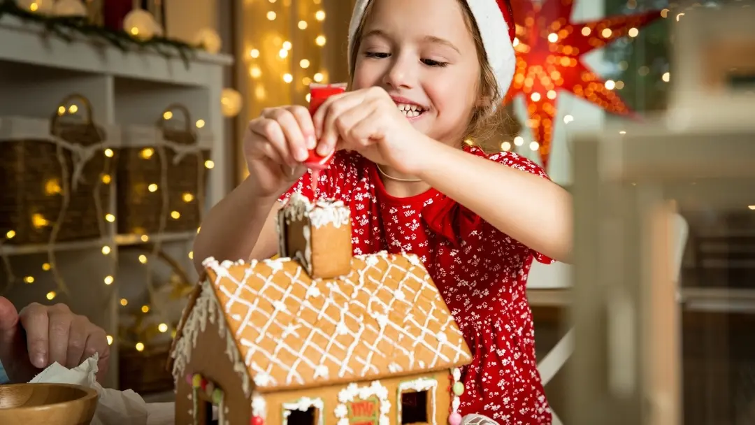 The Cassia Gingerbread House Decorating & Family Fun
